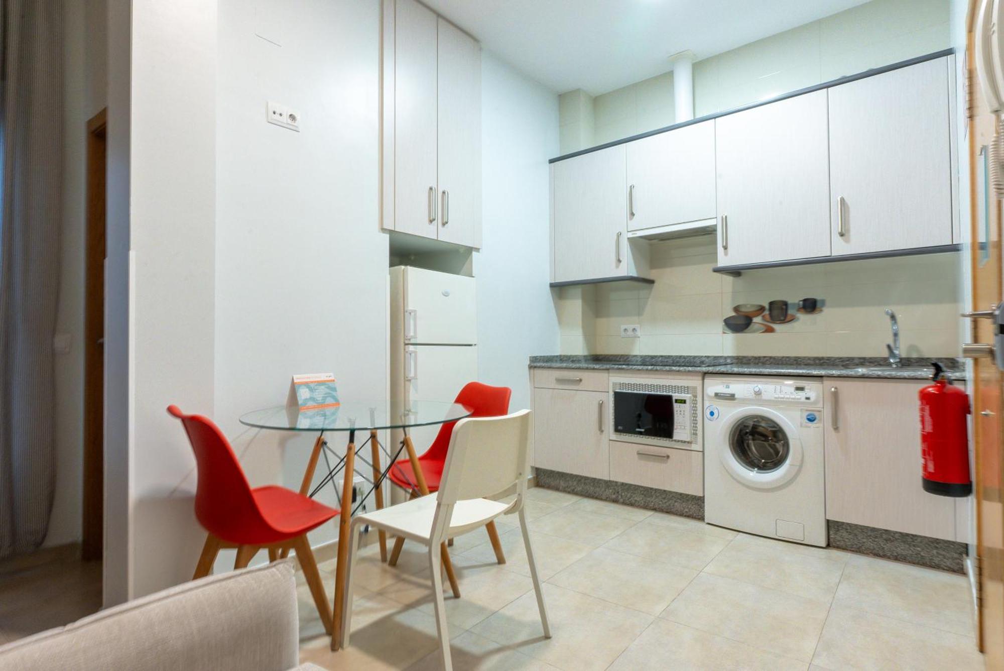 Smartr Madrid Chueca Aparthotel Exteriör bild