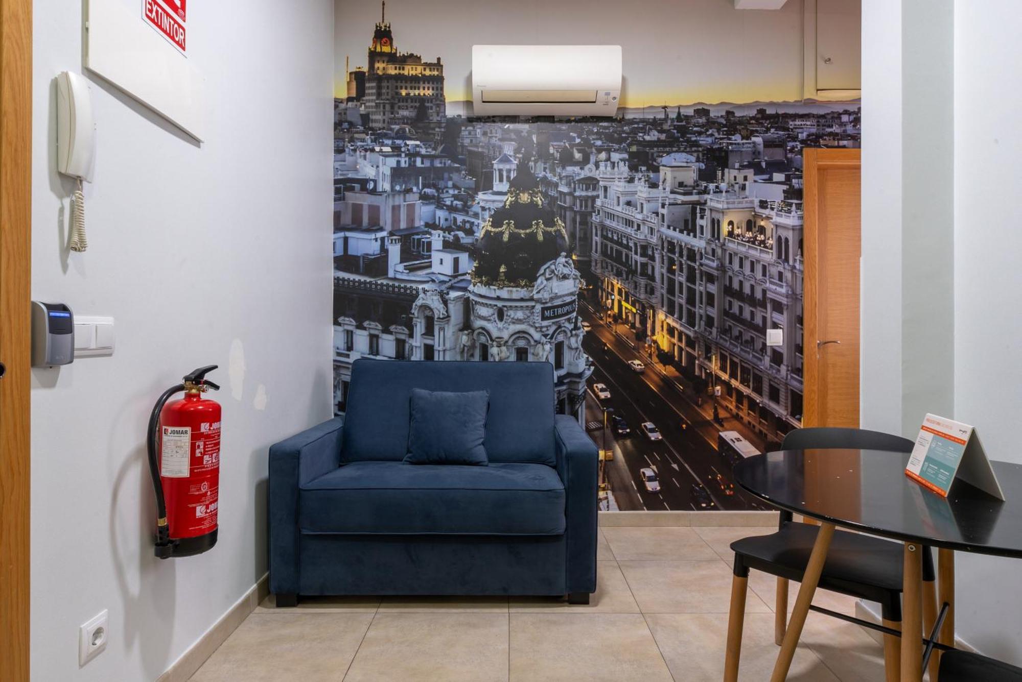 Smartr Madrid Chueca Aparthotel Exteriör bild